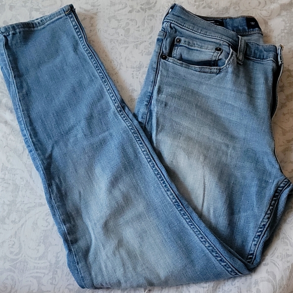 hollister men jeans